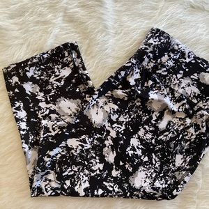 Lane Bryant Livi Active Capri Leggings